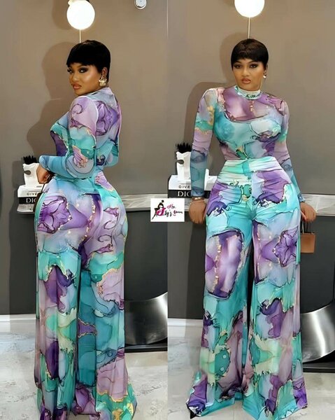 Combinaison Fleurie Élégante