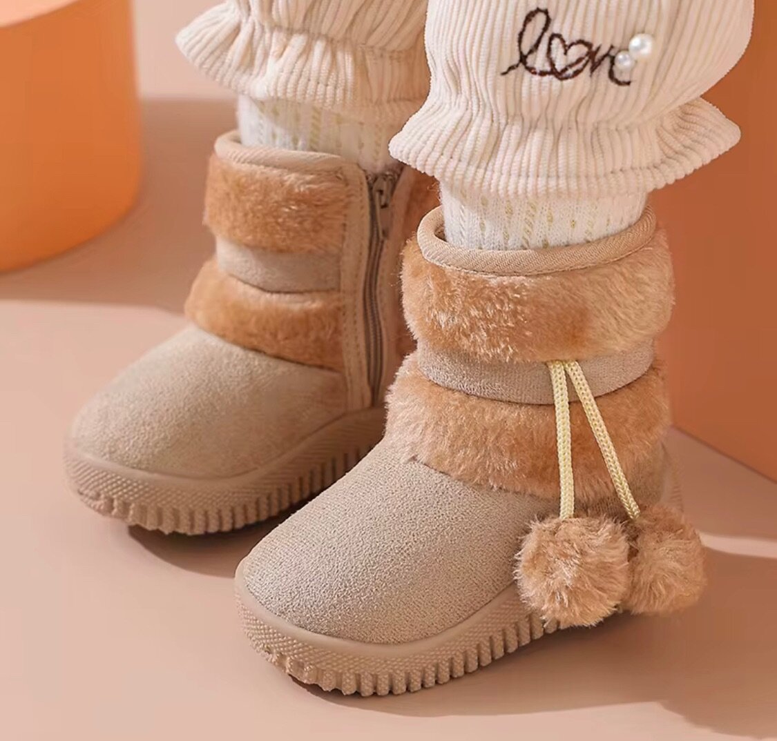 Kids winter boots
