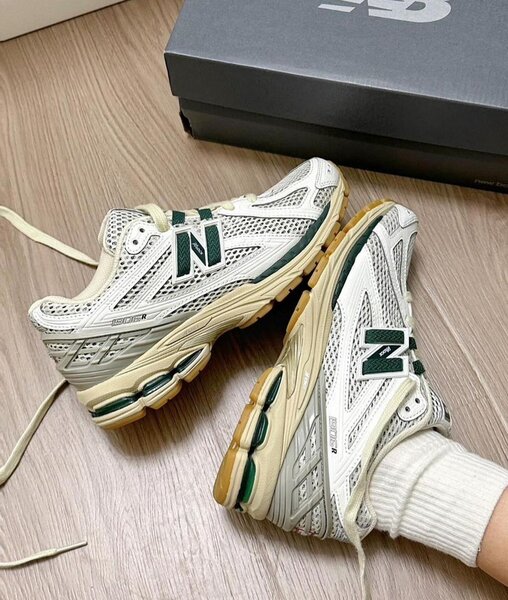 New balance 990