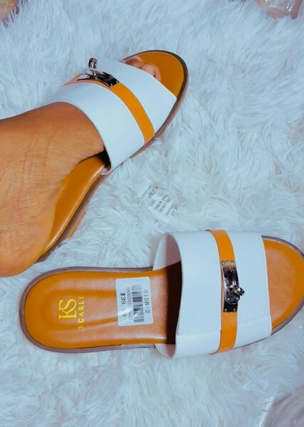 Sandales élégantes blanches