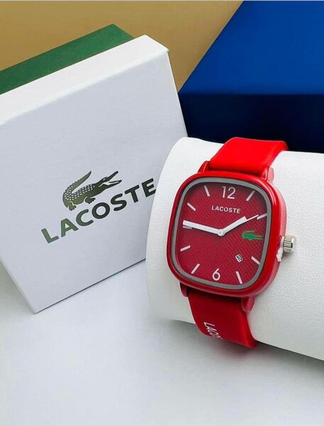 Montre de luxe lacoste