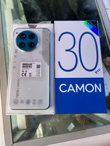 Tecno Camon30 pro ( 256Go/8Ram )