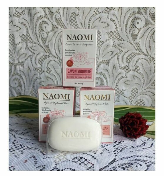 Naomi Savon Rose Organique