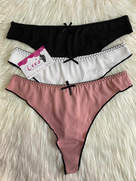 Strings et culottes pour femmes