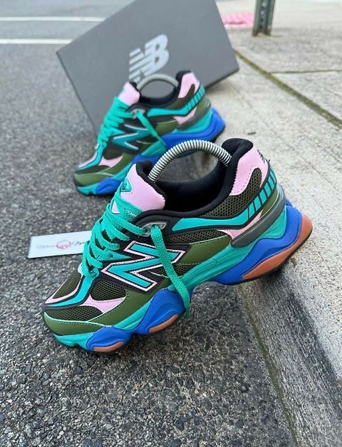 NEW BALANCE 9060