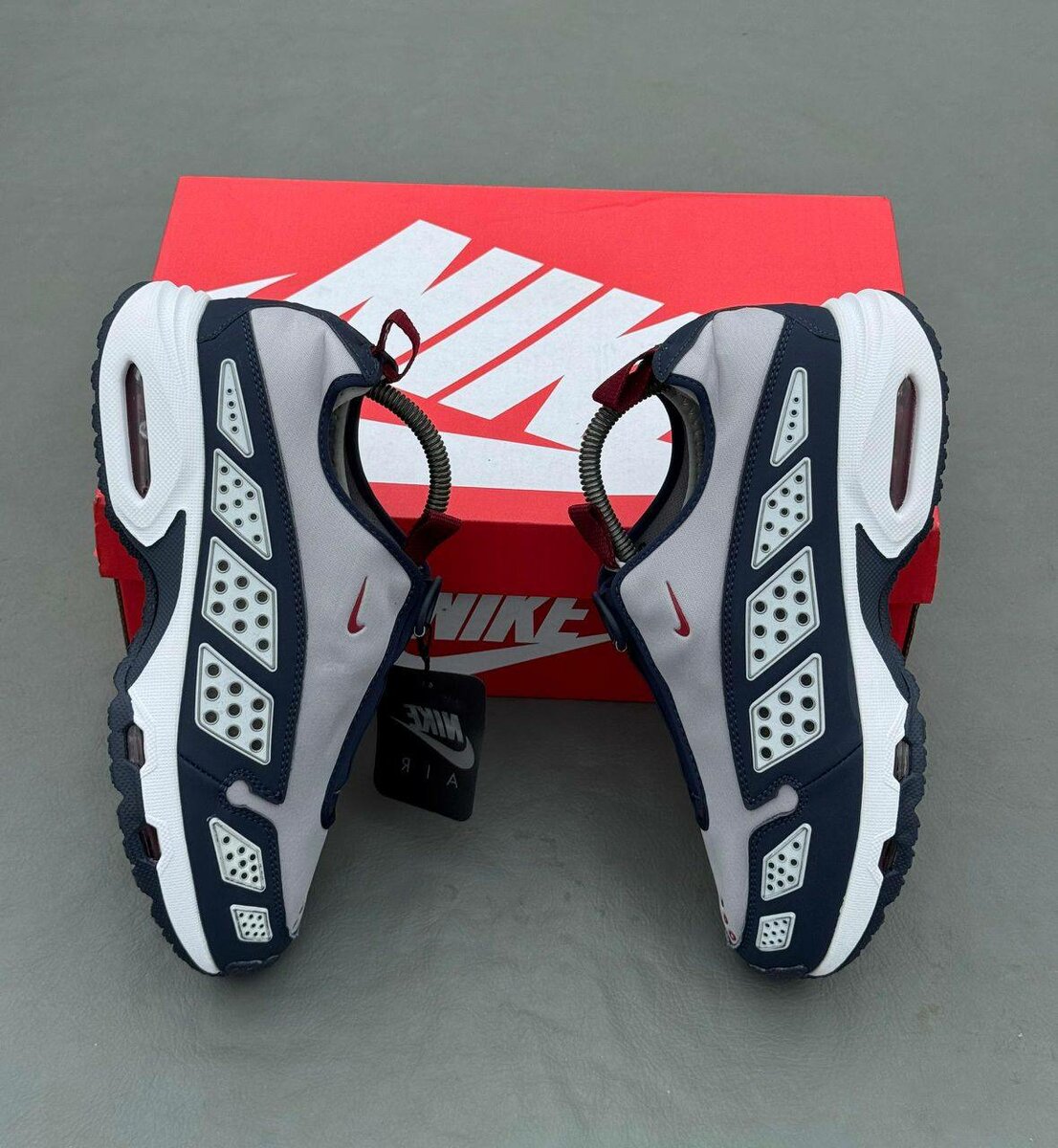 Baskets sport Nike modernes