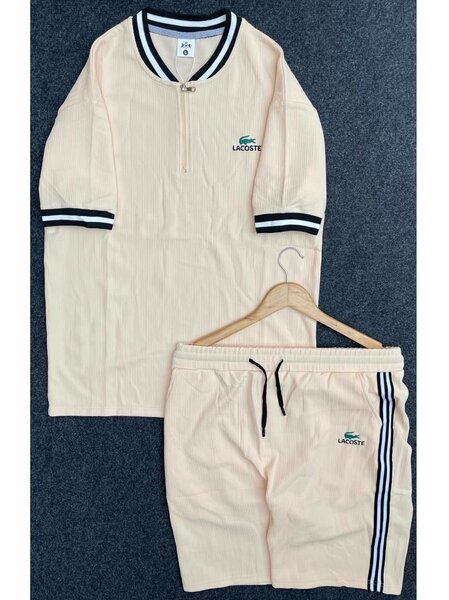 Tenue décontractée Lacoste