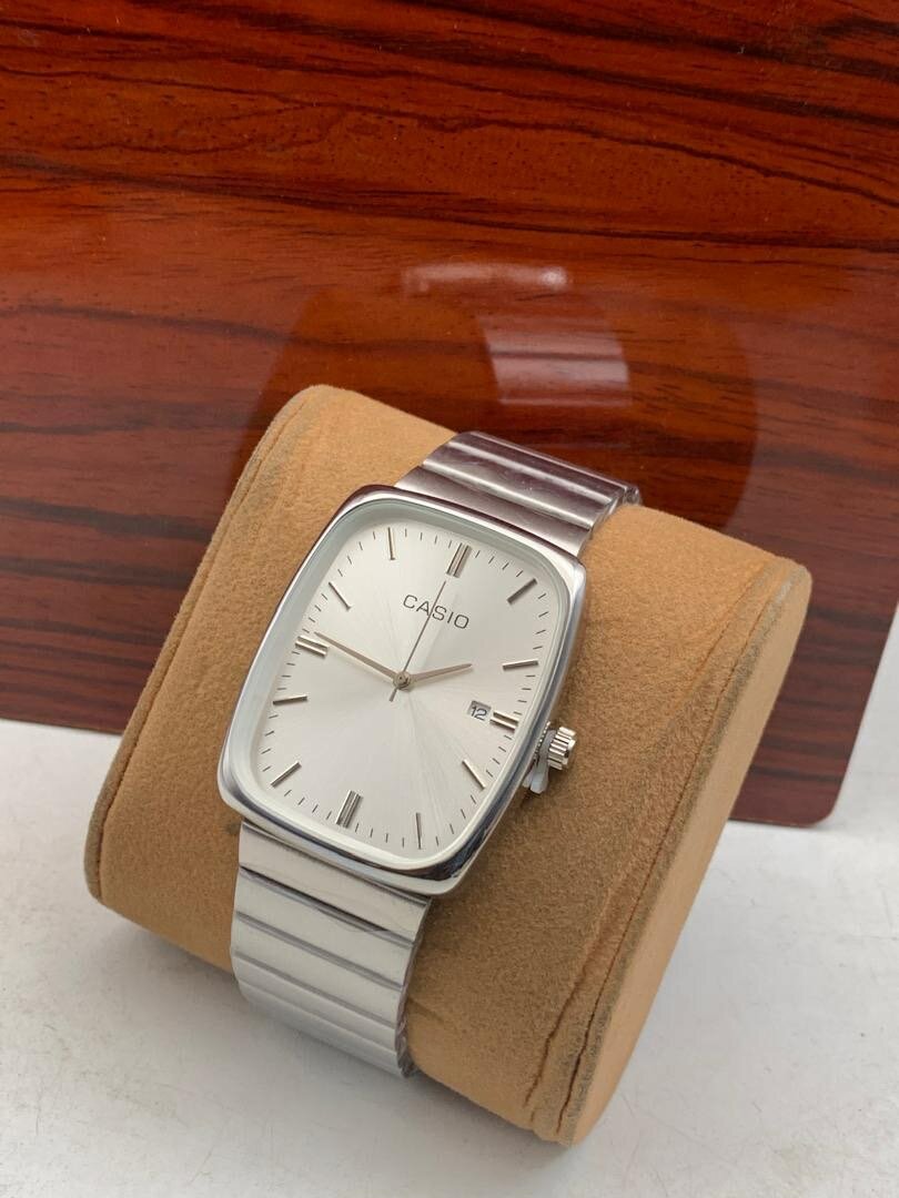 Casio Watch (Unisex)