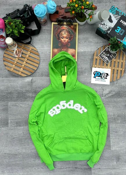 Sweatshirts à capuche modernes