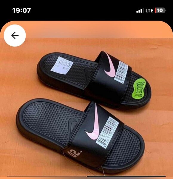 Nike slippers