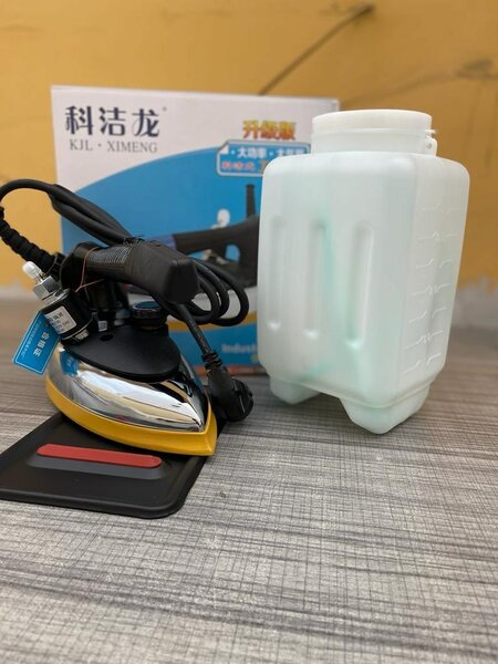 Industrial electric steam iron