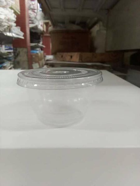 Boîte alimentaire transparente