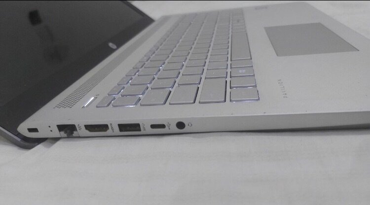 HP PAVILION i5