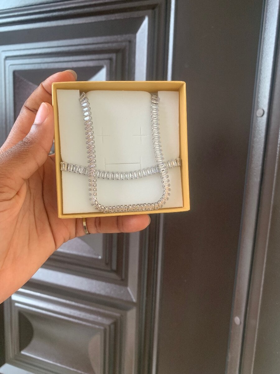 Pearls and tenis bracelets