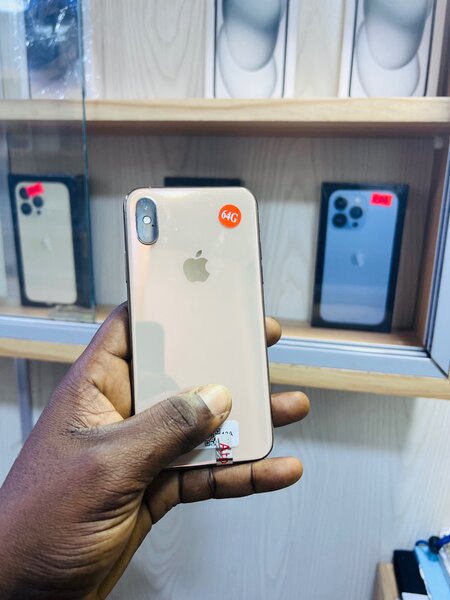 iPhone XS quasi neuf