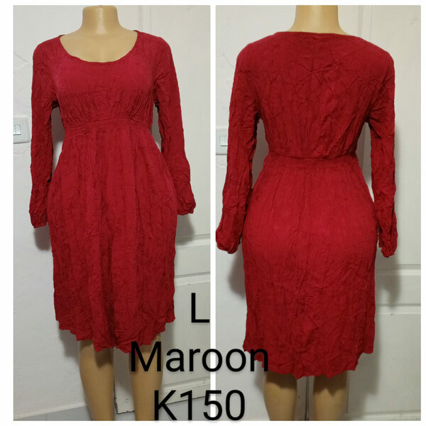 Women's red dress with long sleeves, size L