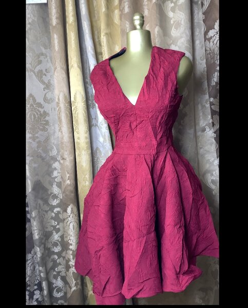 Robe cocktail rouge chic