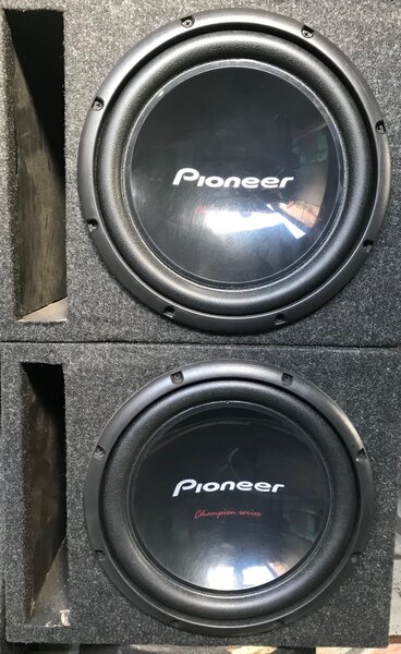 Pioneer subwoofer