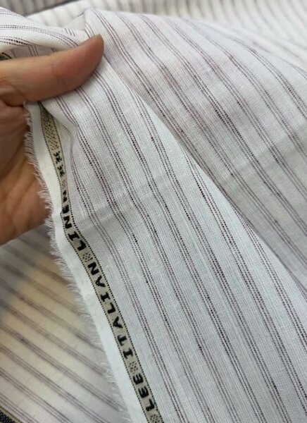 Красивый лён в полоску