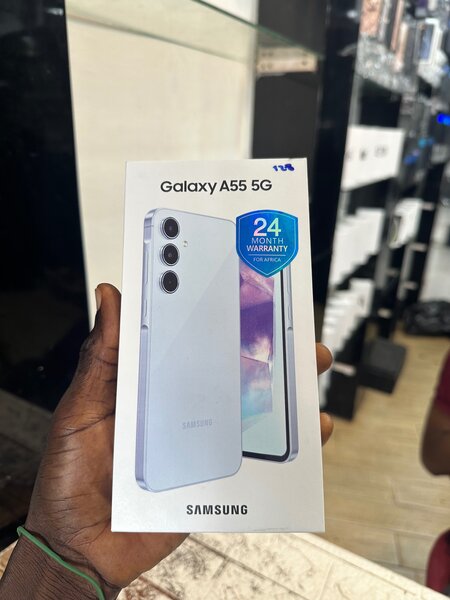 Samsung galaxie A55/256G/8 ram