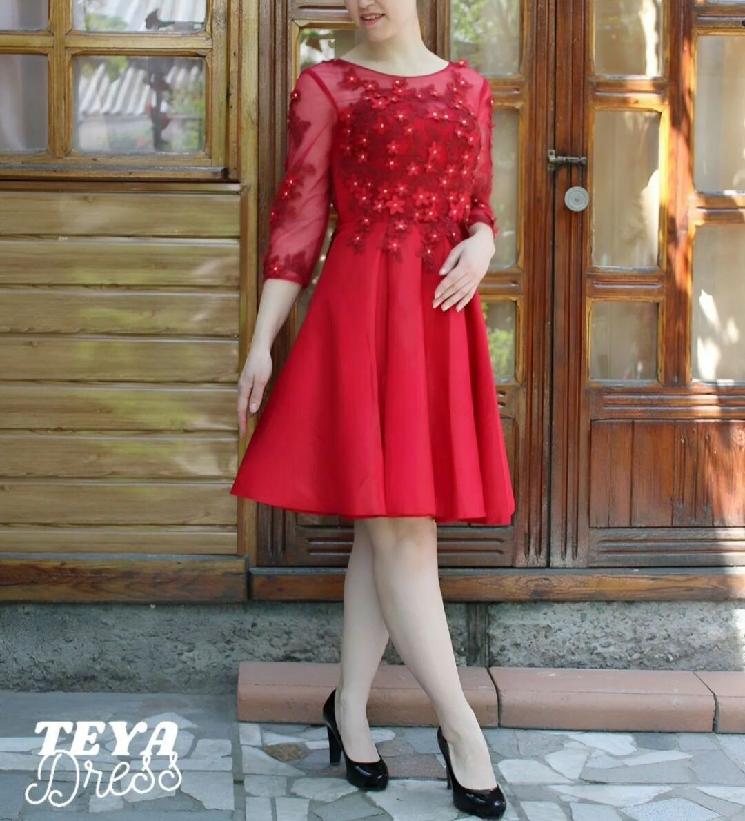 Короткие вечерние платья