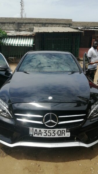 Mercedes C300 4Matic Noir