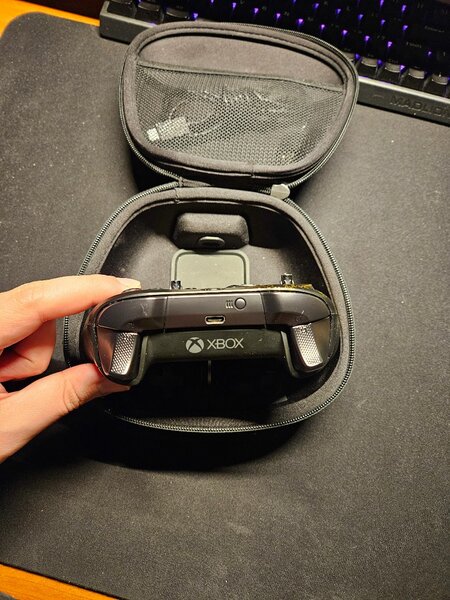 Xbox Elite Series 2 контроллер