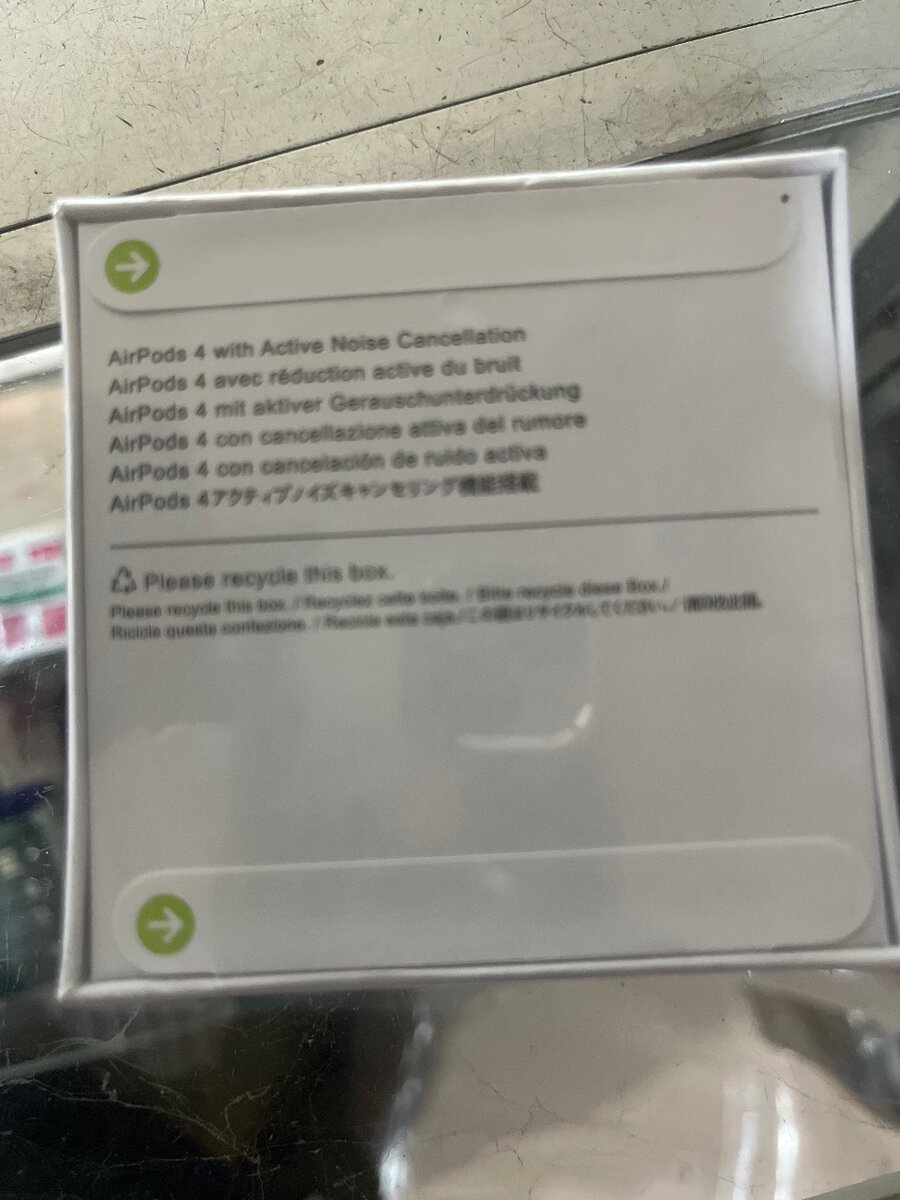 Apple AirPods 4 avec ANC