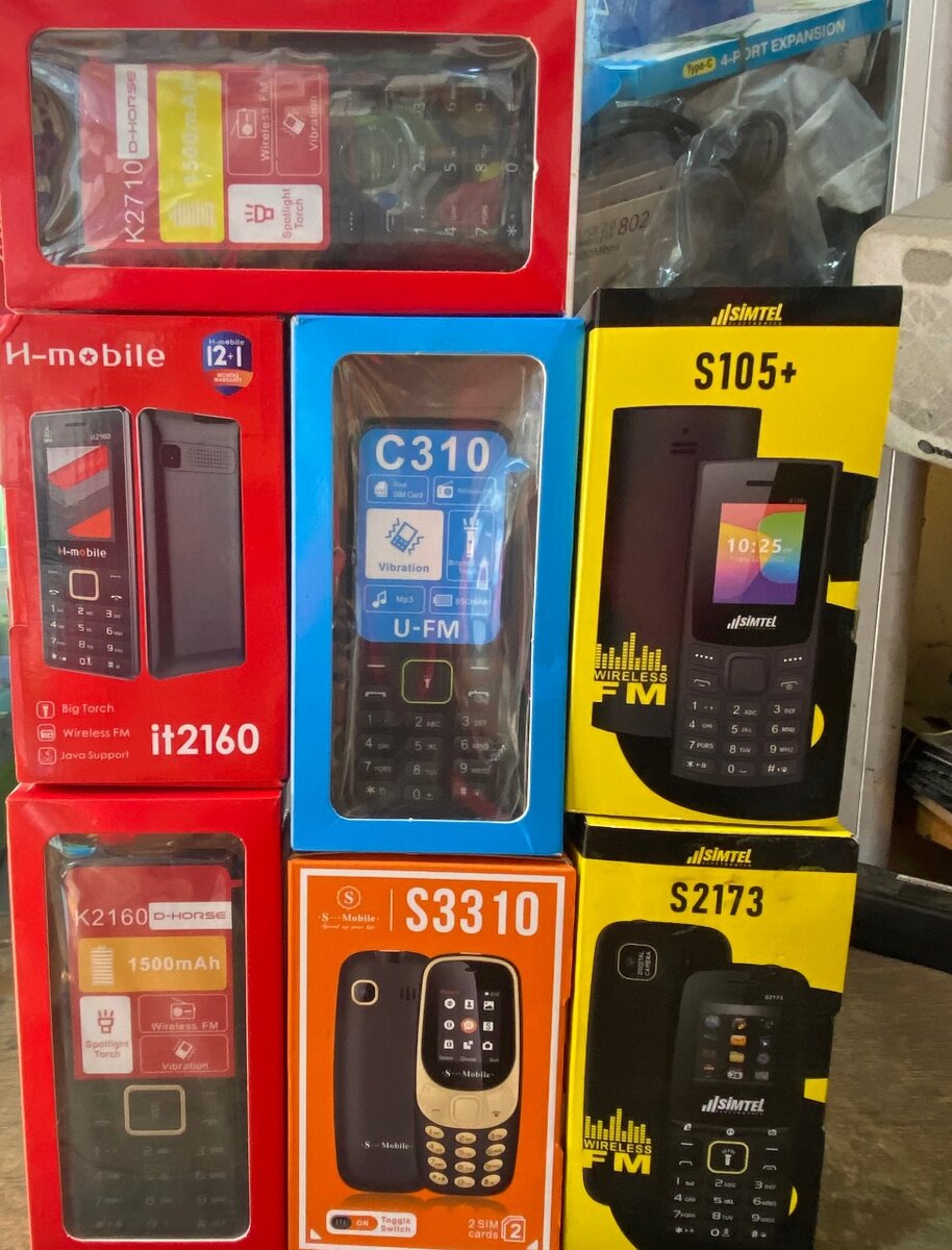 All kinds on keypad phone .