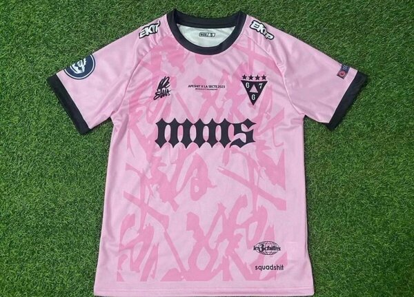 Maillots de football stylisés