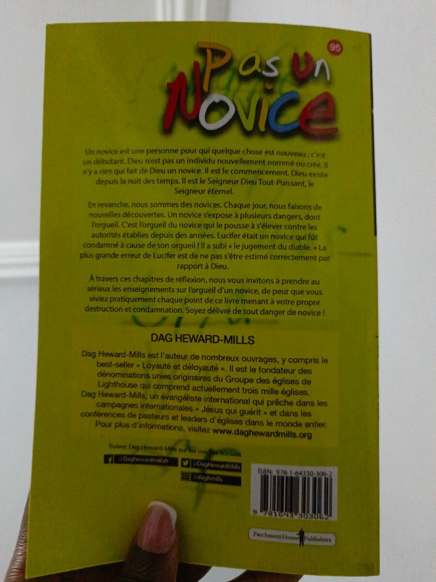 Pas un Novice, D. Heward-Mills