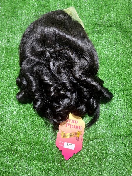 Perruque bouclée 16 pouces