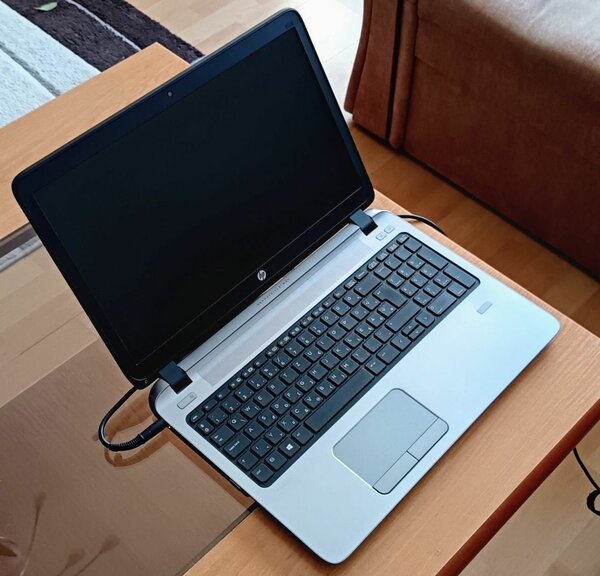 HP Laptop Élégant et Performant