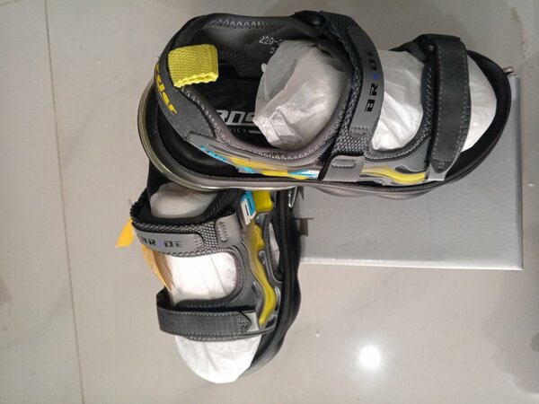 Sandales de sport pour enfants