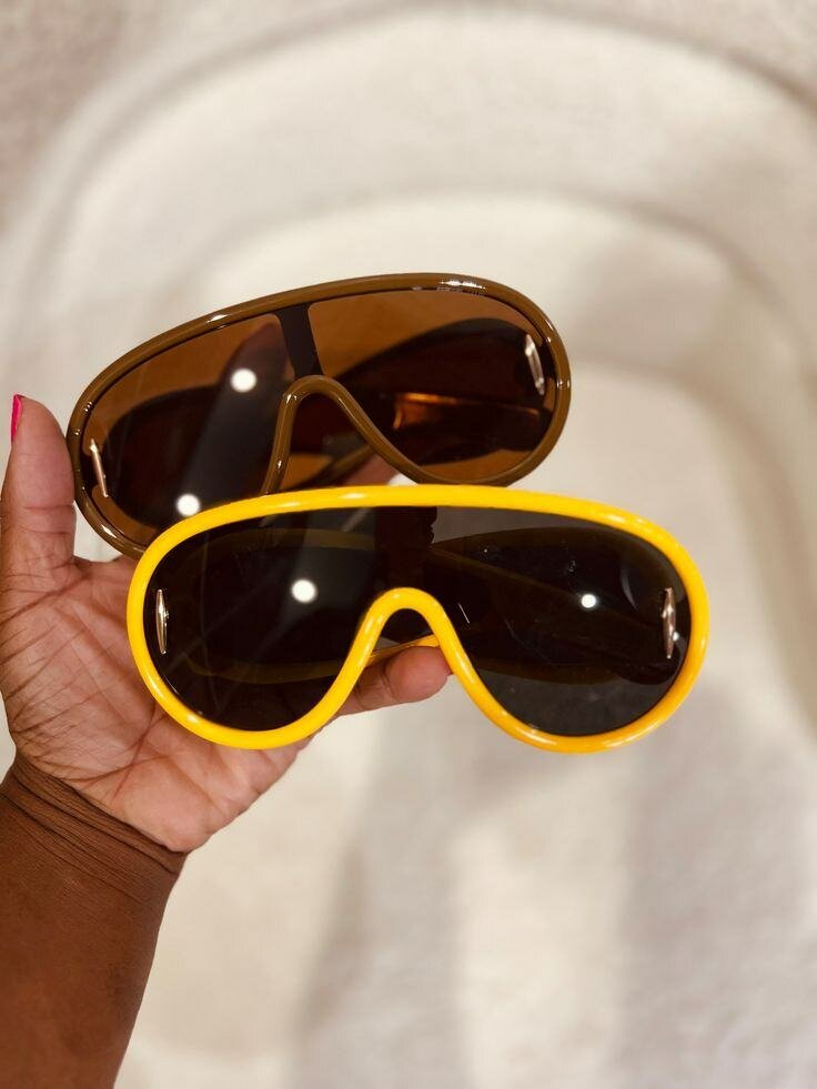 Lunettes de soleil colorées