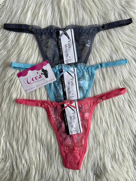 Strings et culottes pour femmes