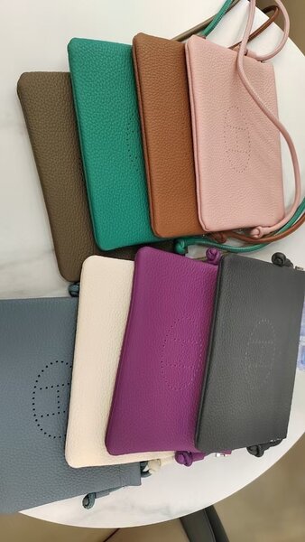 Сумка для сотовых телефонов