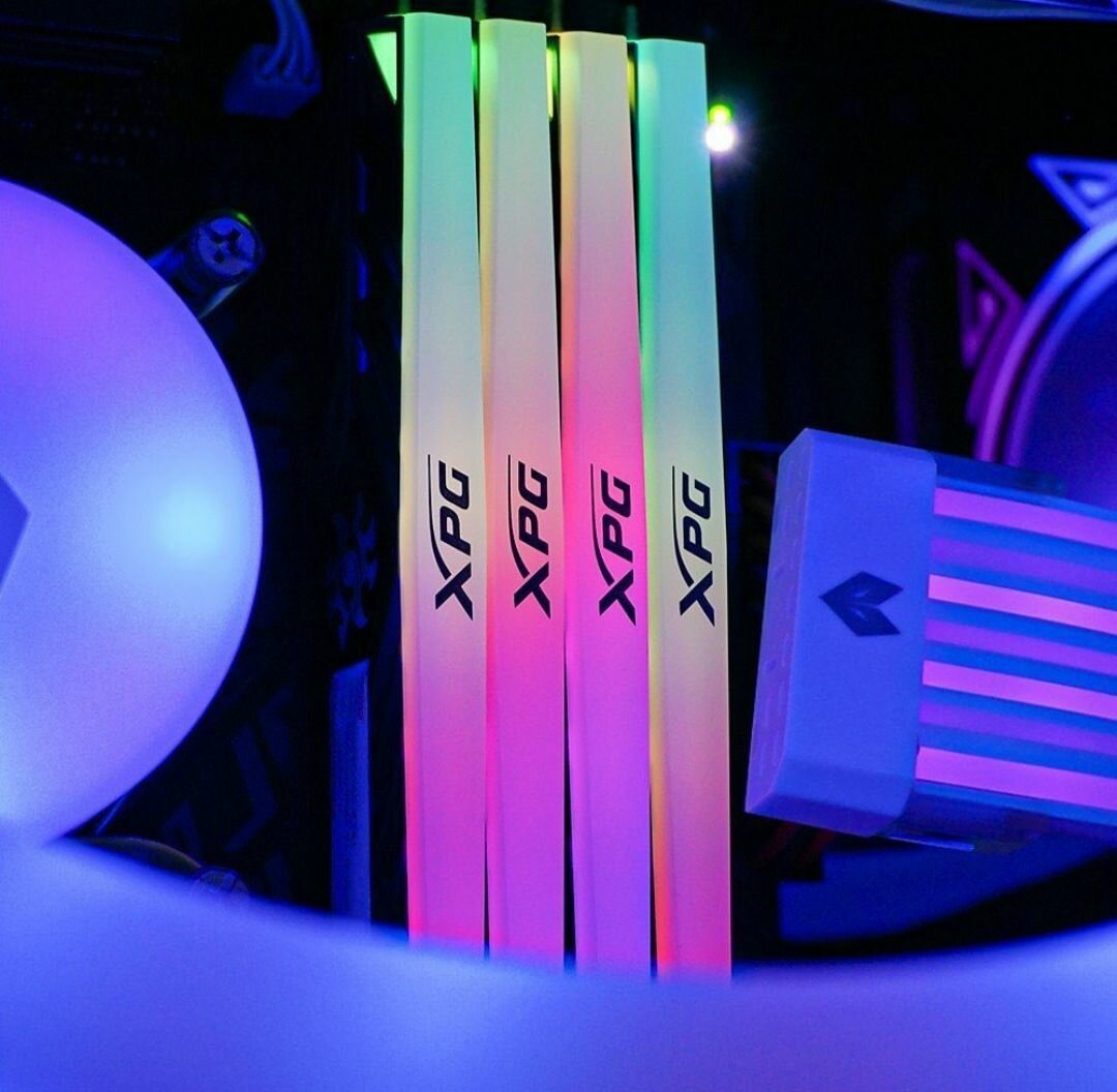 Barrettes RAM RGB XPG 16go