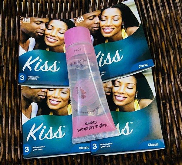 12 Préservatifs + Lubrifiant