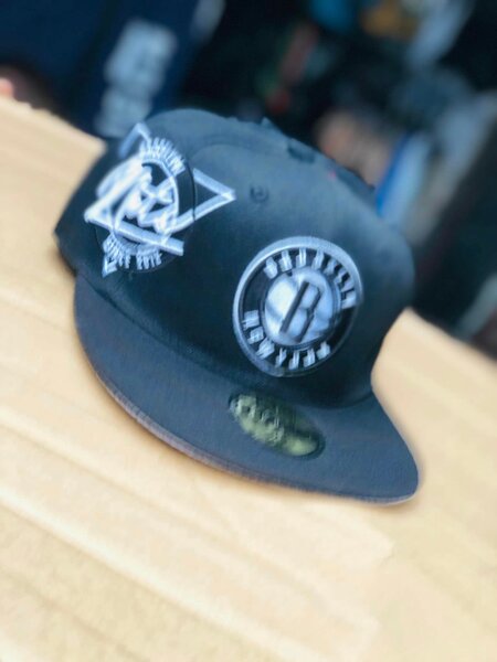 Stylish cap with print