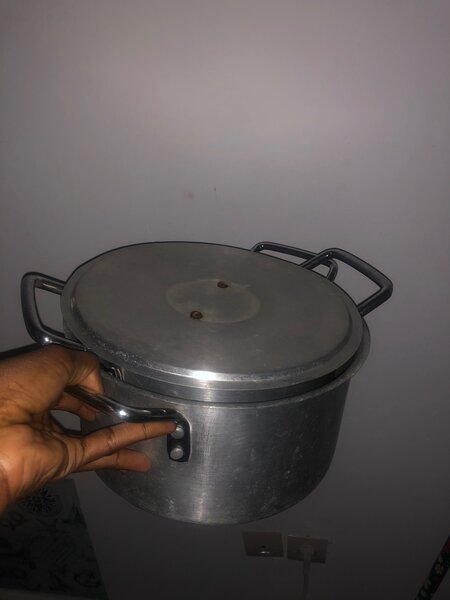 Kit gaz b6 et ustensiles de cuisine