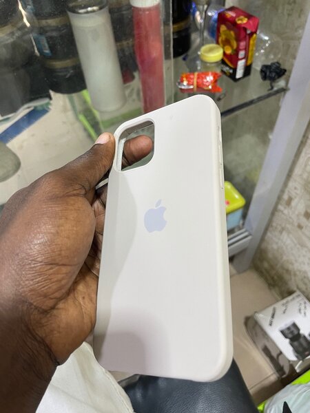 Coque silicone iPhone élégante