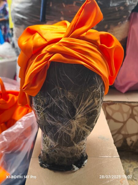 Turban orange vibrant femme