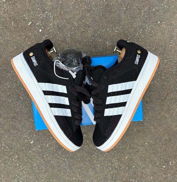 Adidas campus