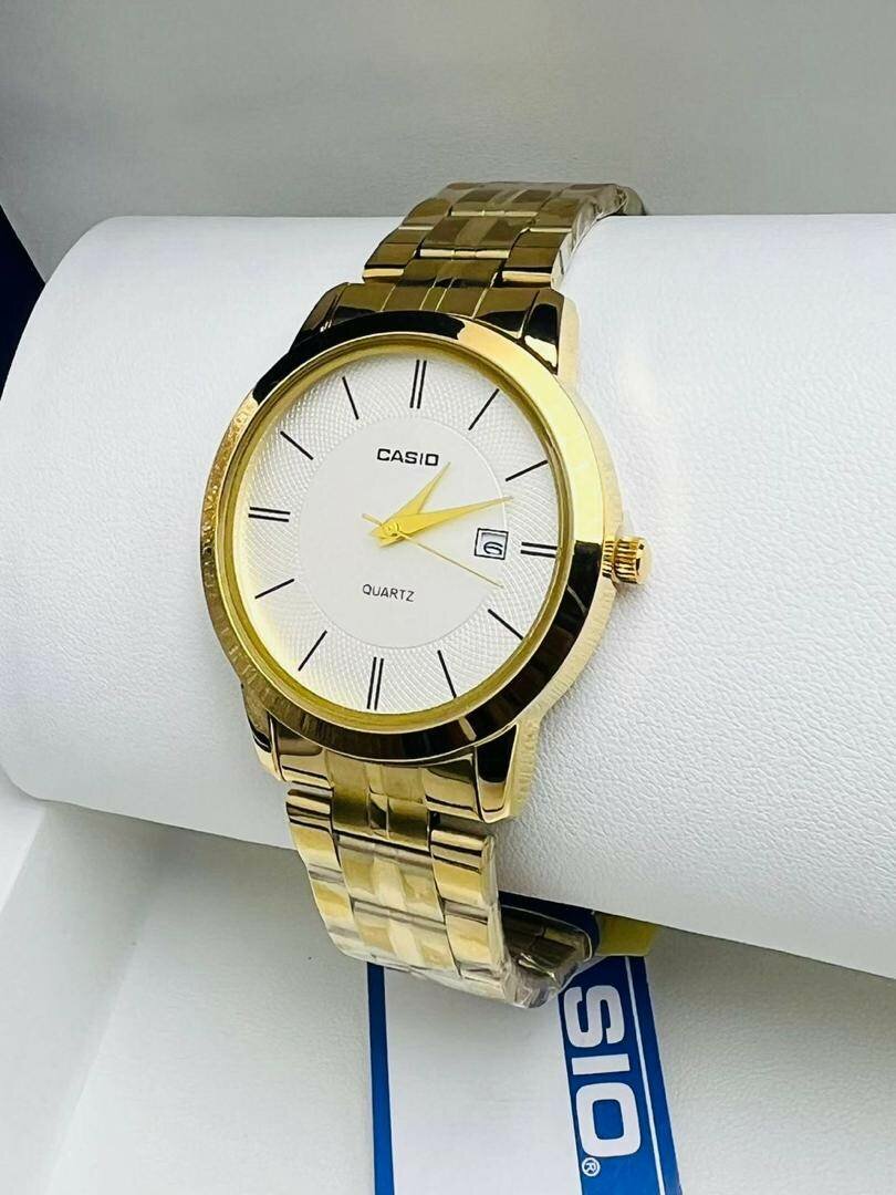 MONTRE HOMME LUXE CASIO