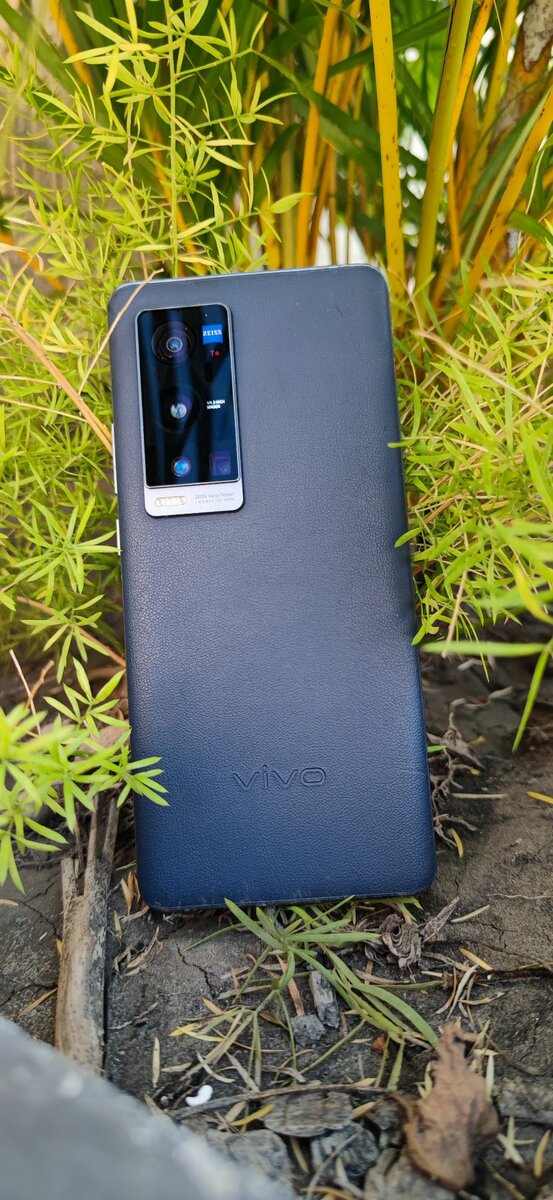 Vivo x60 pro+ 256 12gb ram