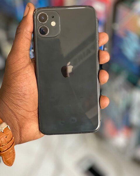 iPhone 11 