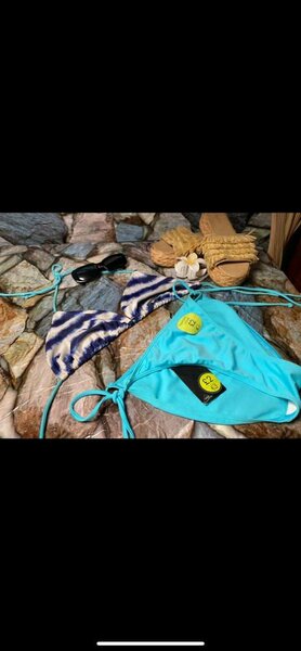 Bikinis colorés pour l'été