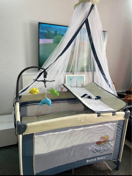 Grand lit pour bébé