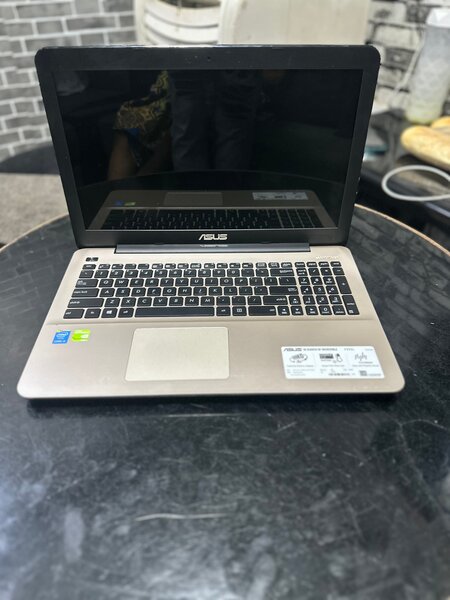 Ordinateur portable ASUS polyvalent